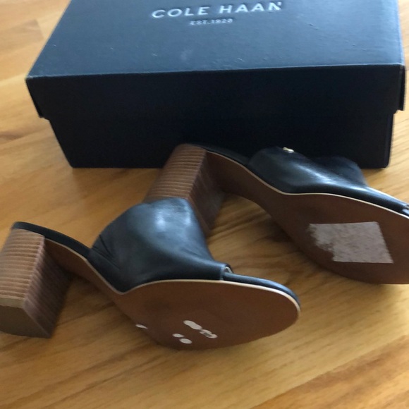 Cole Hahn - Picture 3 of 3